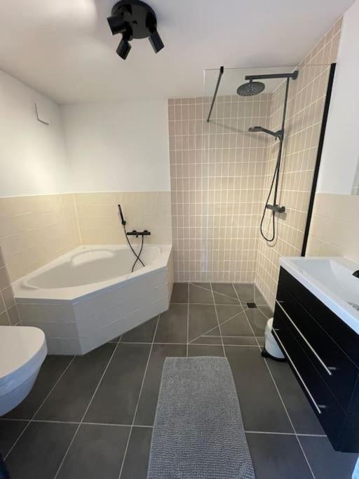 Modern Beach House For 12 Pers! With Jacuzzi Julianadorp Zewnętrze zdjęcie